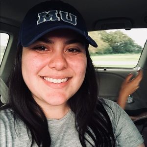 Meet your Posher, Yvette